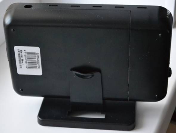 Внешний бокс Agestar 3.5 SATA, вид сзади. Внешний бокс Agestar 3.5 SATA, вид сзади.