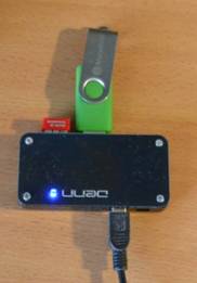 Фотография usb хаб Denn duh 421 вид сверху.