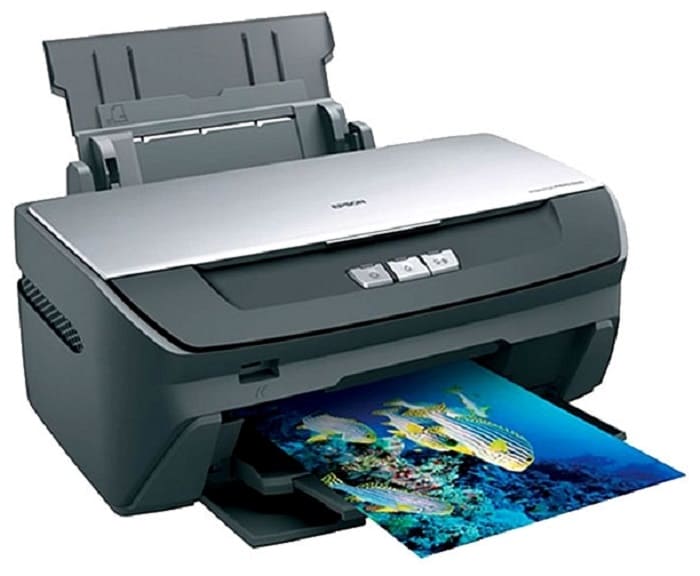 Комплектация принтера Epson Stylus Photo R270.